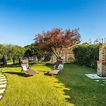Casa Rosarei A 4 Minuti A Piedi Dal Mare Vakantiehuis