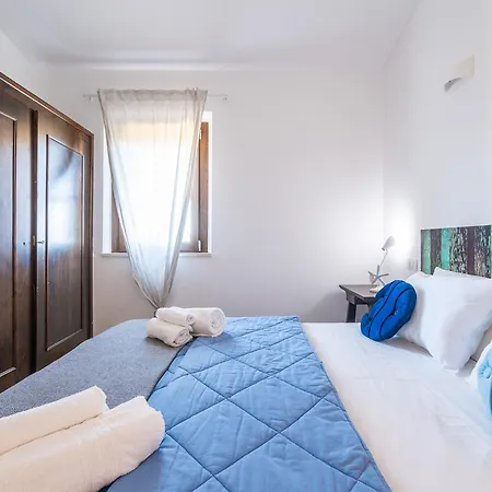 Casa Rosarei A 4 Minuti A Piedi Dal Mare