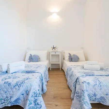 Casa Rosarei A 4 Minuti A Piedi Dal Mare *